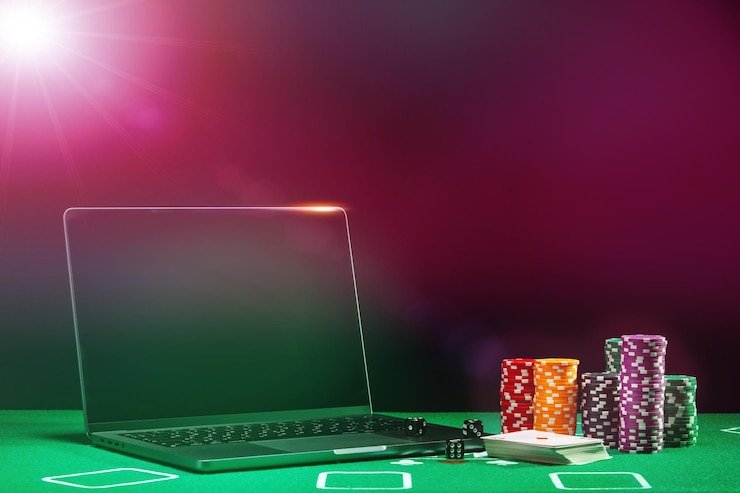 Antarmuka aplikasi mobile dengan tampilan hadiah dan bonus